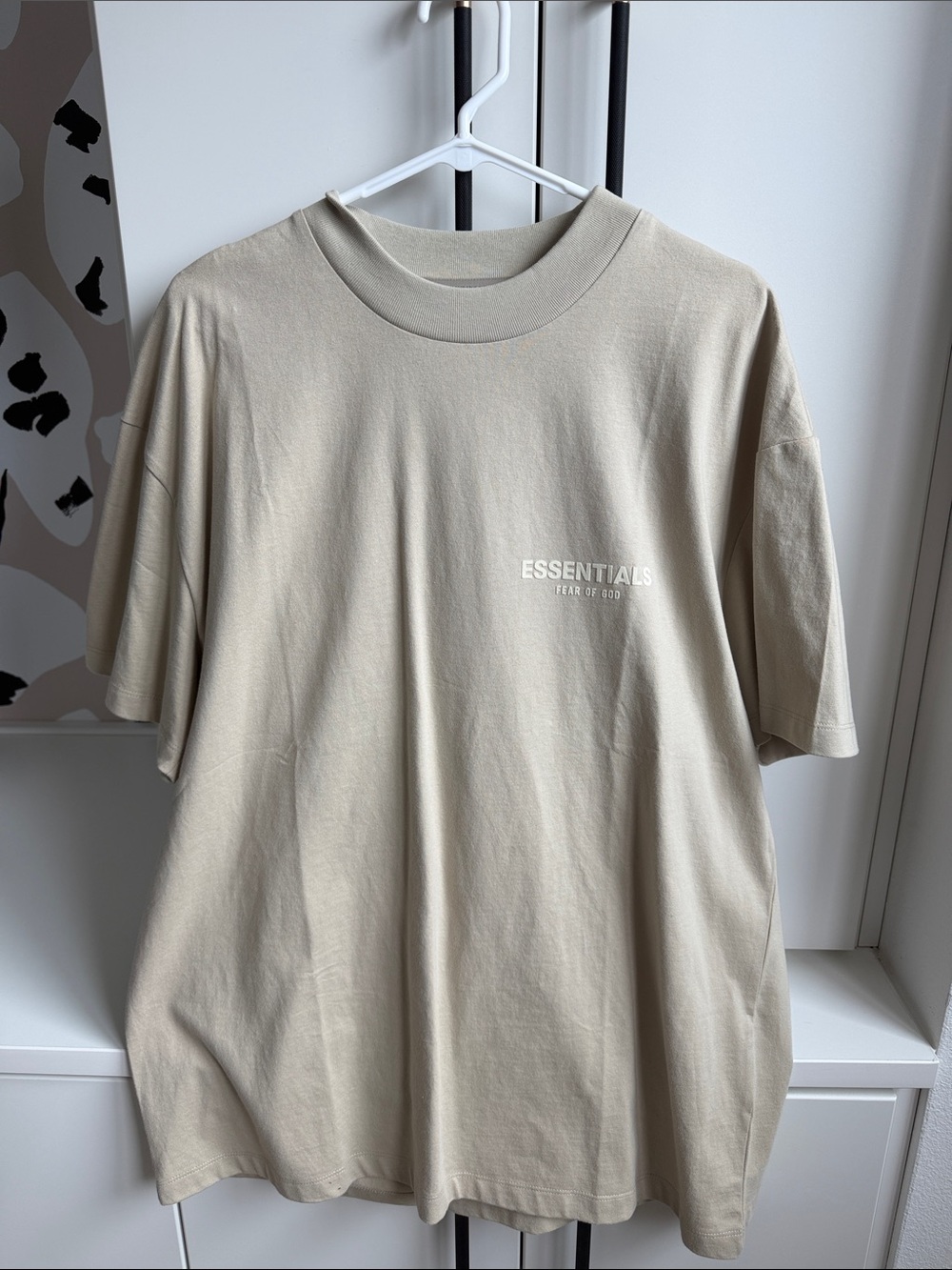 Essentials Men’s Logo Short Sleeve Tee (Never Worn)